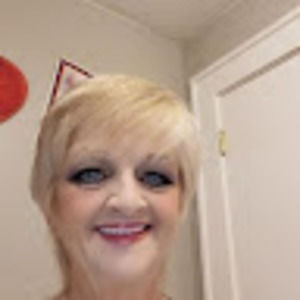 Meet your Posher, Sandy